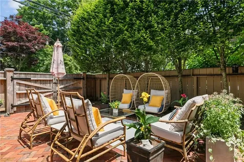 35 Second Street Newport RI 02840