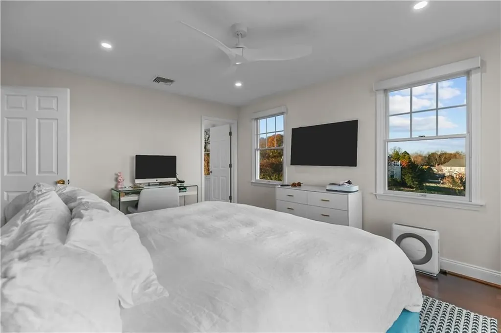 137 Prospect Lane Portsmouth RI 02871
