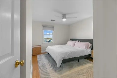 137 Prospect Lane Portsmouth RI 02871