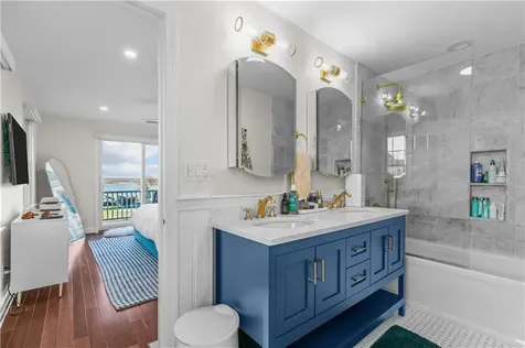 137 Prospect Lane Portsmouth RI 02871