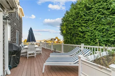 137 Prospect Lane Portsmouth RI 02871