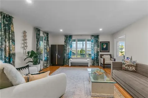 137 Prospect Lane Portsmouth RI 02871