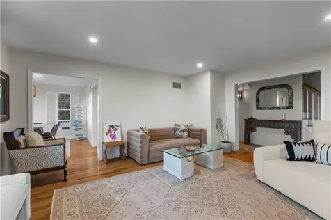 137 Prospect Lane Portsmouth RI 02871