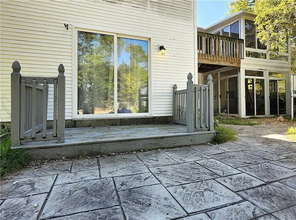 10 Sadler Street North Providence RI 02911