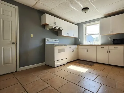 10 Sadler Street North Providence RI 02911