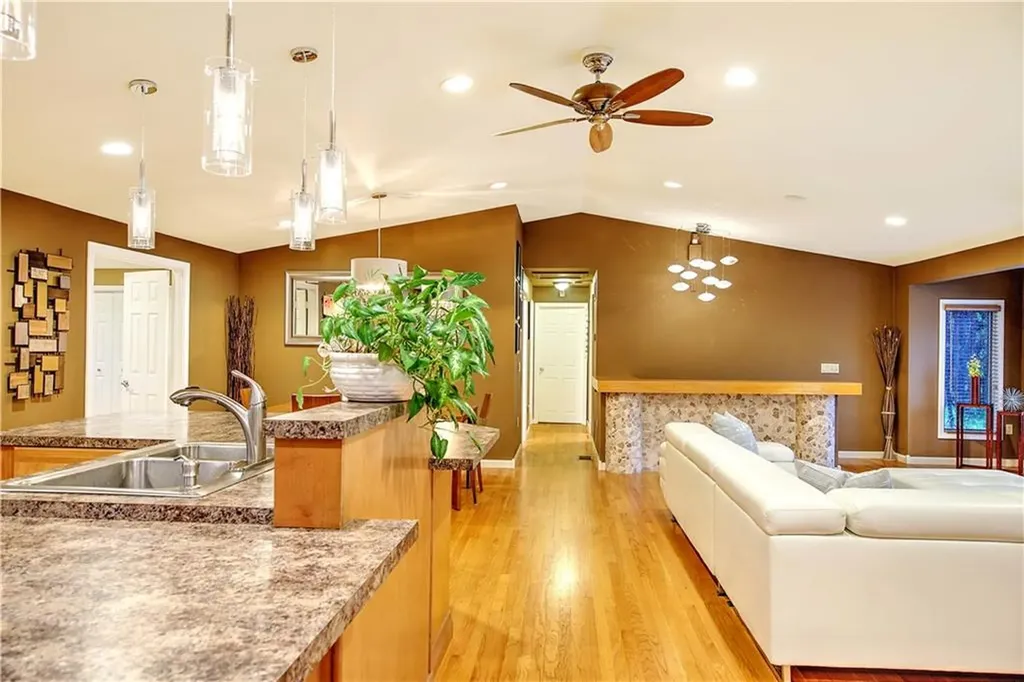 4 Lake Drive North Providence RI 02904