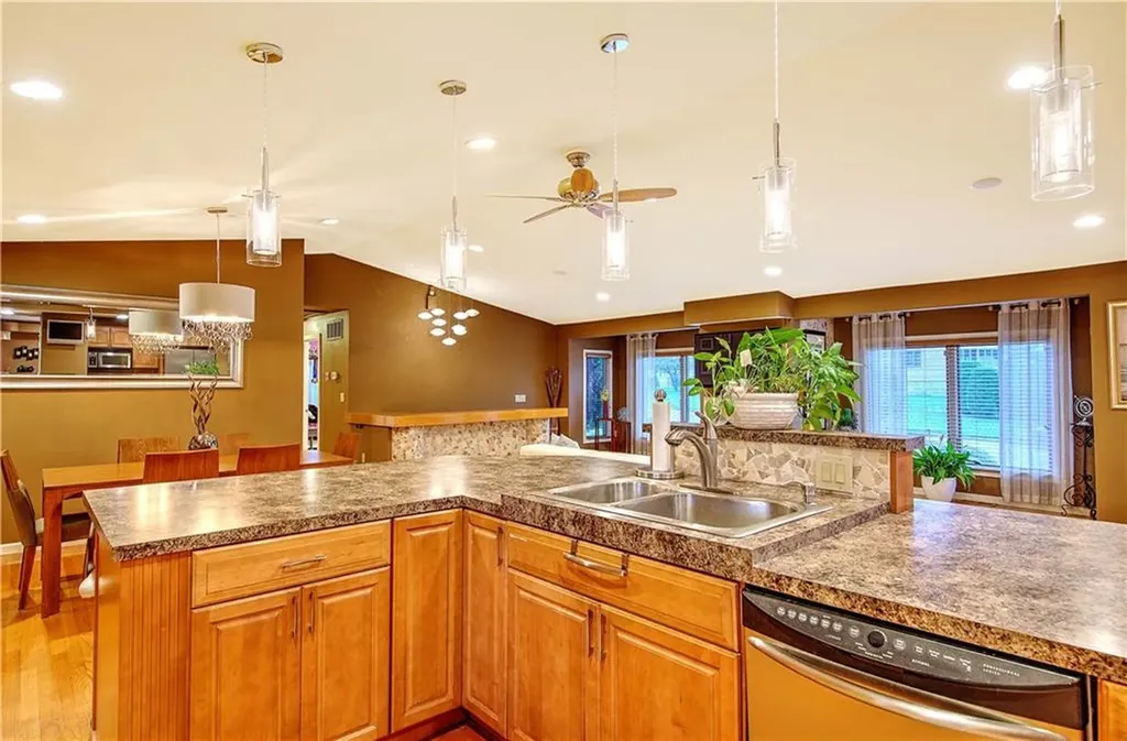 4 Lake Drive North Providence RI 02904