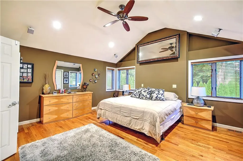 4 Lake Drive North Providence RI 02904