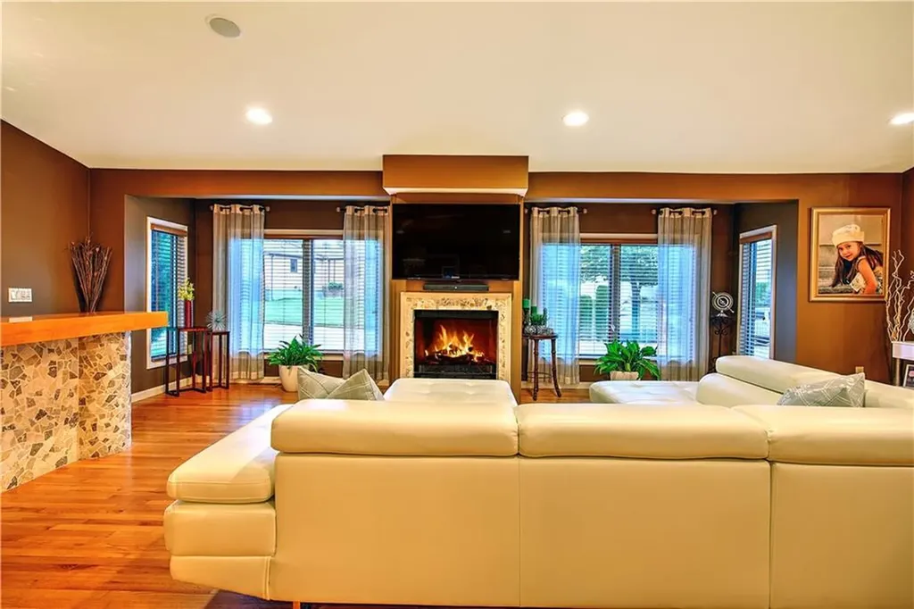 4 Lake Drive North Providence RI 02904