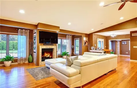 4 Lake Drive North Providence RI 02904