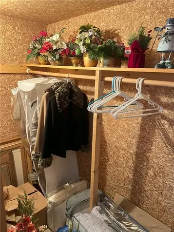 101 Elton Circle Cranston RI 02921