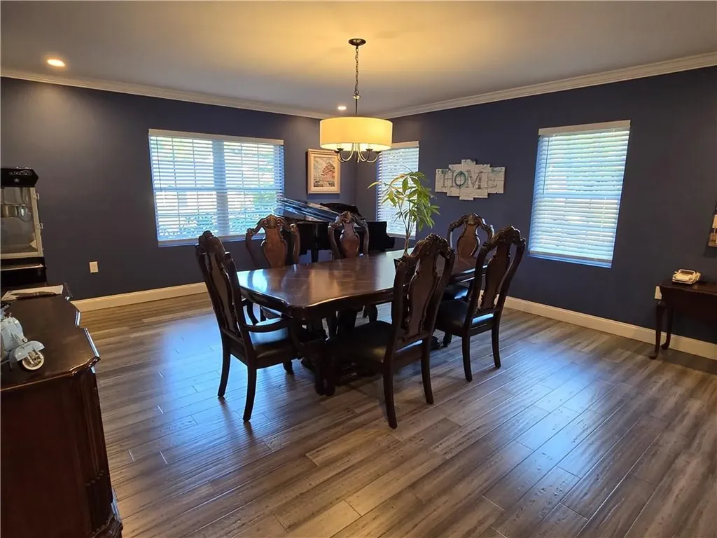 27 Rosedale Avenue Barrington RI 02806