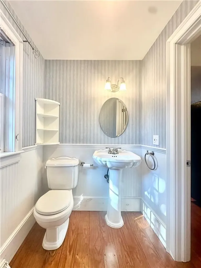 12 Johnson Court Newport RI 02840