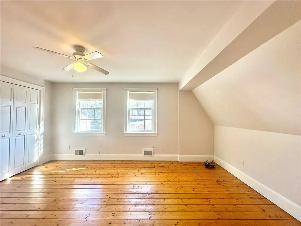 12 Johnson Court Newport RI 02840