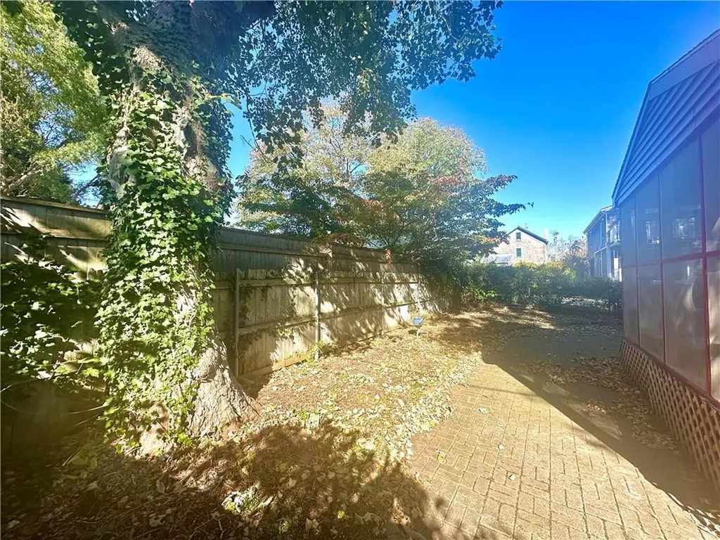 12 Johnson Court Newport RI 02840