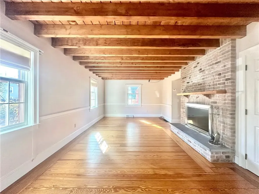 12 Johnson Court Newport RI 02840