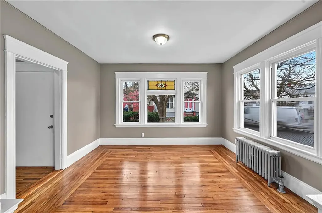 15 17 Melissa Street Providence RI 02909