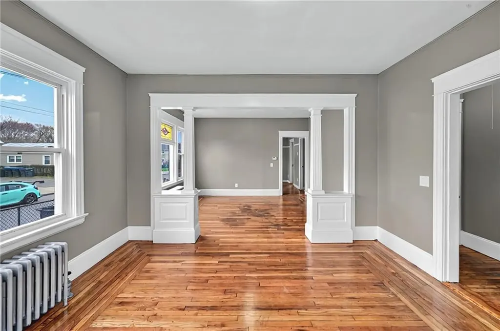 15 17 Melissa Street Providence RI 02909