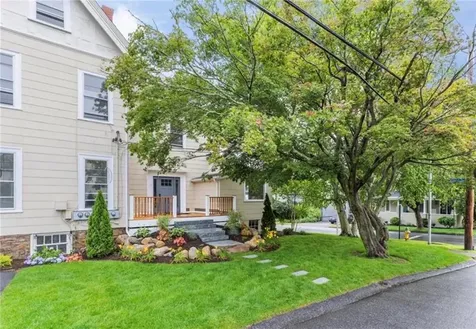 259 Gibbs Avenue Newport RI 02840
