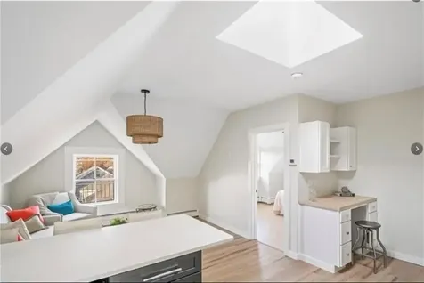 259 Gibbs Avenue Newport RI 02840