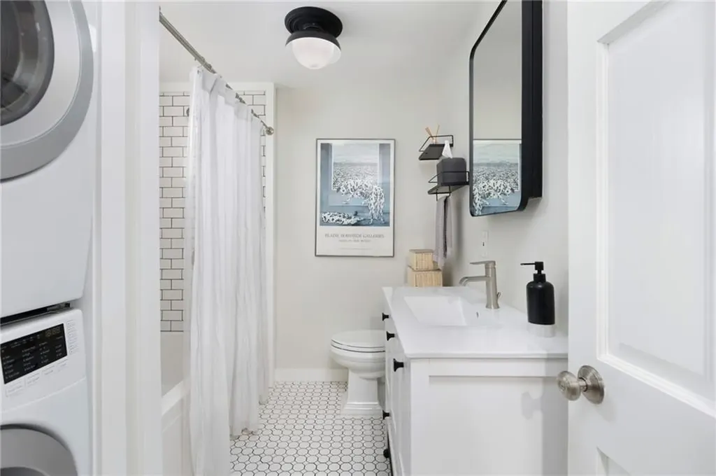 29 Bacheller Street Newport RI 02840