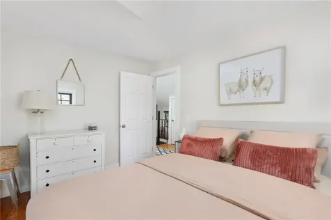 29 Bacheller Street Newport RI 02840