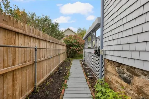 29 Bacheller Street Newport RI 02840