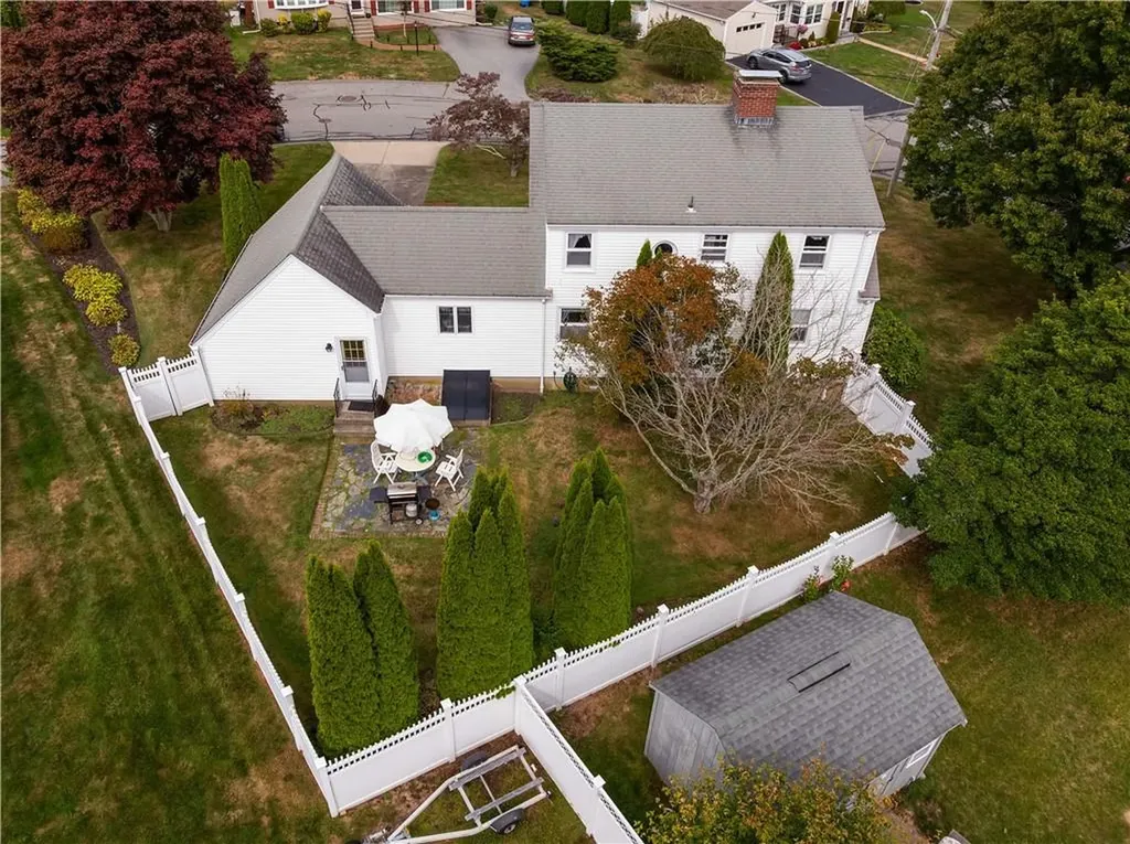 36 Willow Avenue Middletown RI 02842