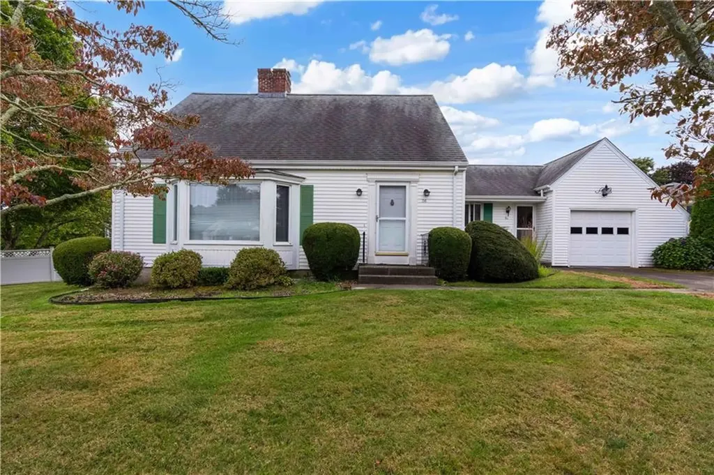 36 Willow Avenue Middletown RI 02842