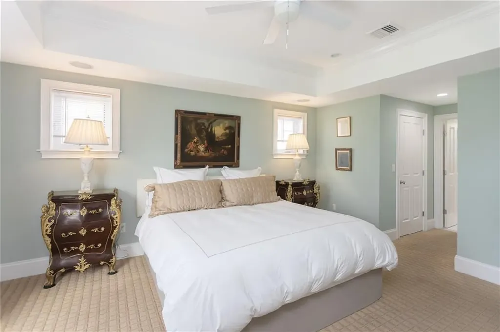 44 Wimbledon Circle Portsmouth RI 02871