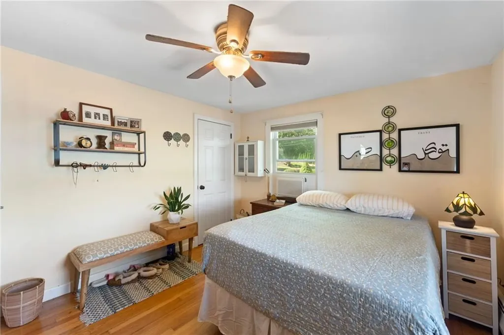 1150 Greenwich Avenue Warwick RI 02886