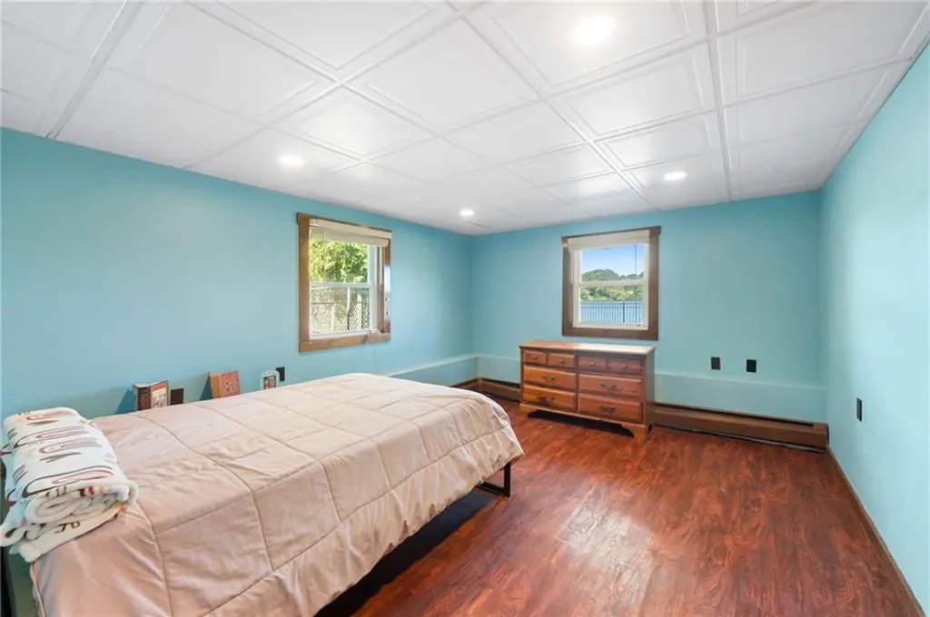 1150 Greenwich Avenue Warwick RI 02886