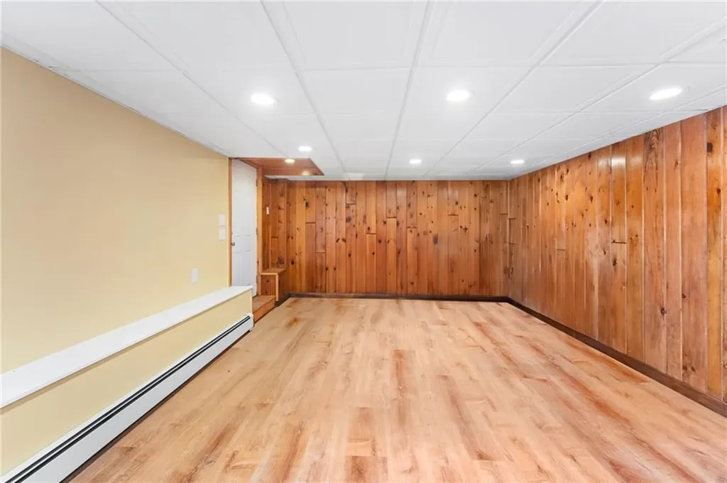 1150 Greenwich Avenue Warwick RI 02886