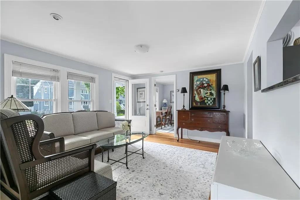 58 Berkley Avenue Portsmouth RI 02871