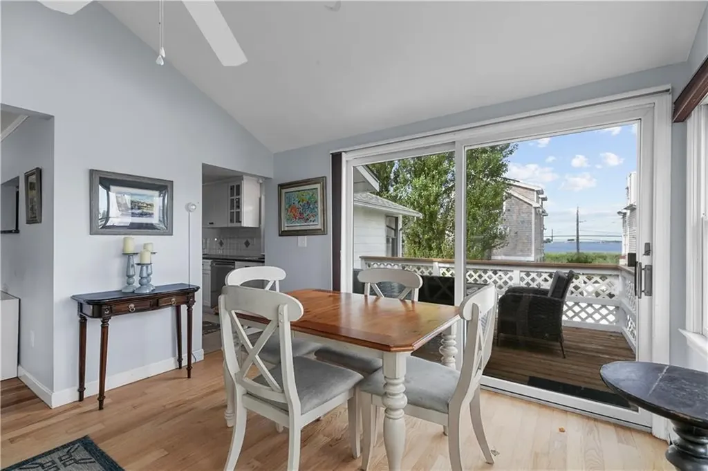 58 Berkley Avenue Portsmouth RI 02871