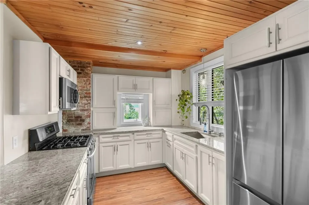18 20 Whipple Street Providence RI 02908