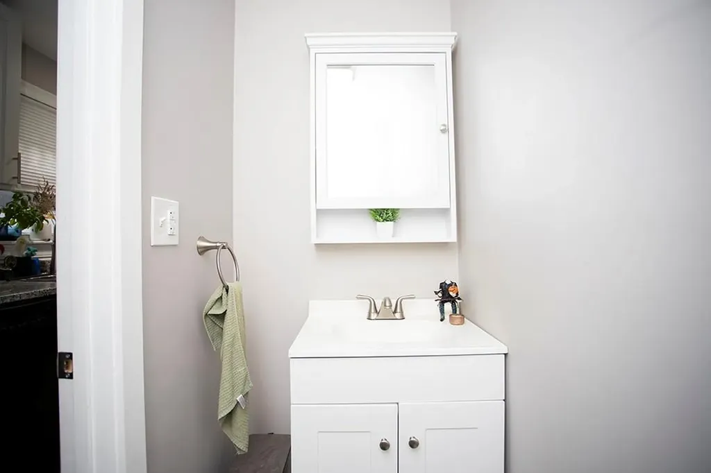 91 Ivy Street East Providence RI 02914