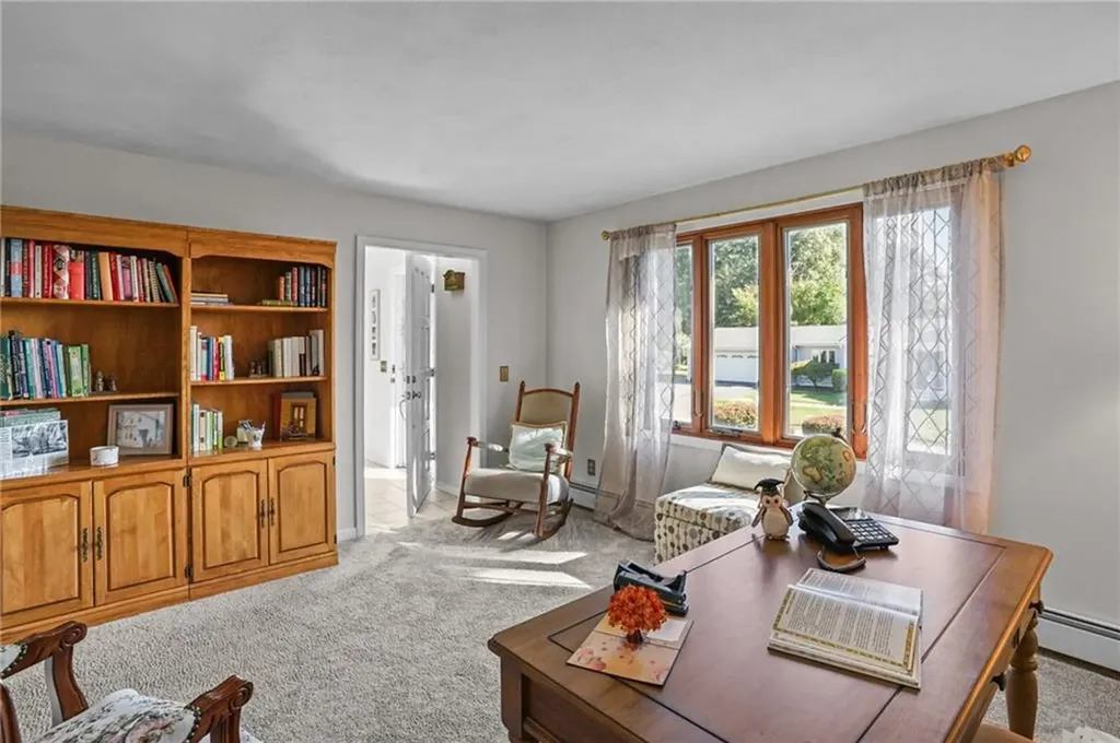52 Bayview Drive West Warwick RI 02893