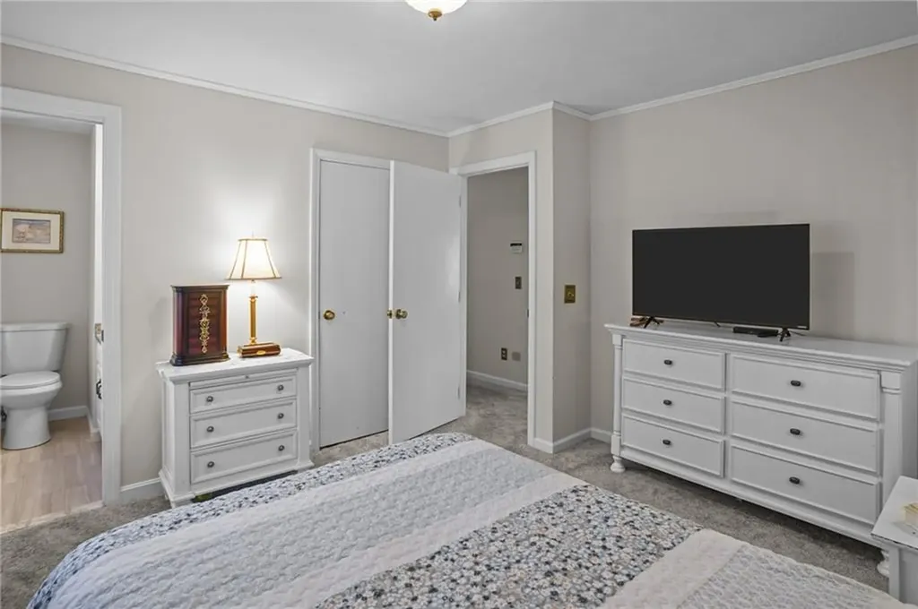 52 Bayview Drive West Warwick RI 02893