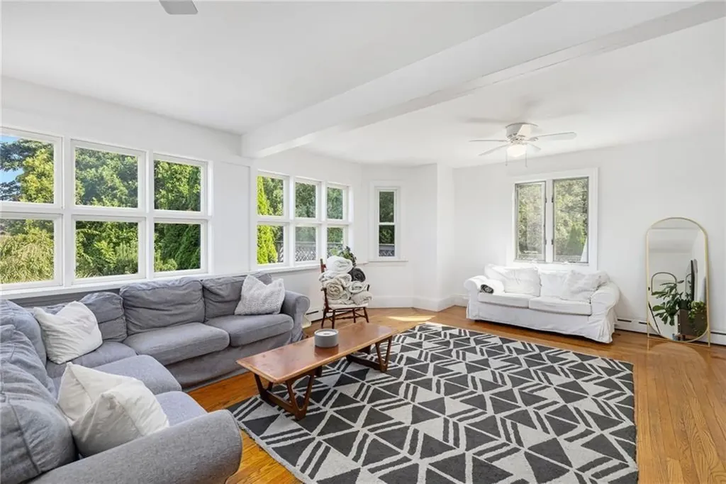 55 Park Avenue Portsmouth RI 02871
