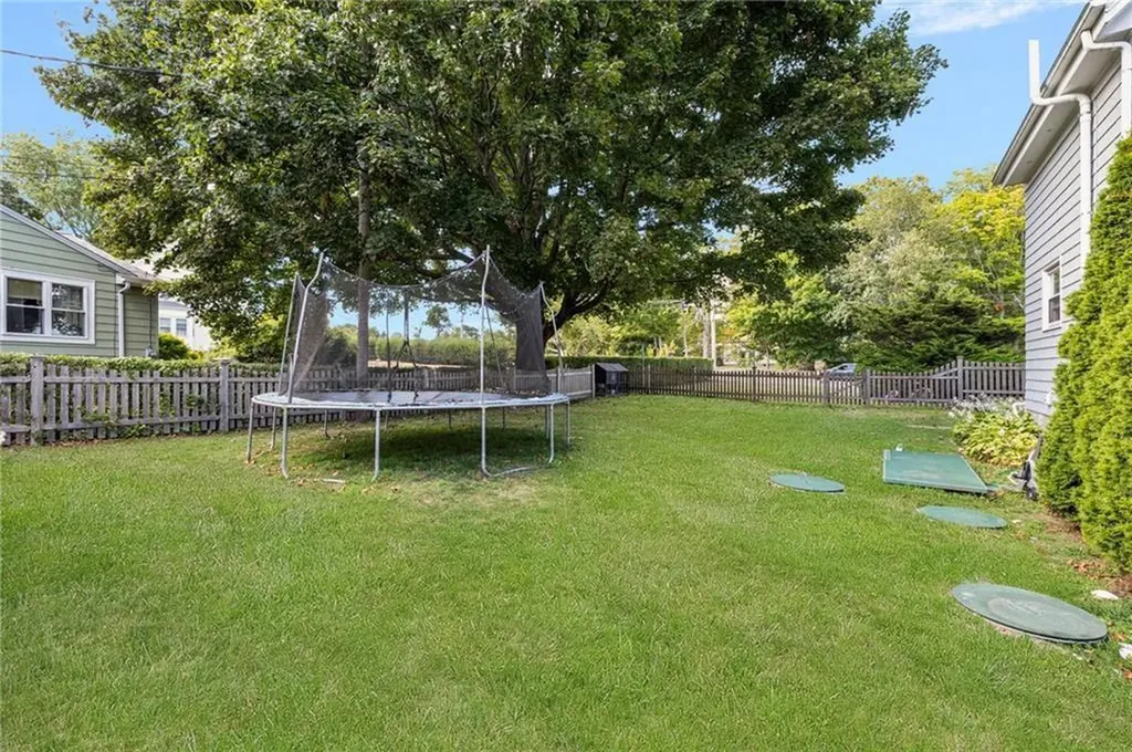 55 Park Avenue Portsmouth RI 02871