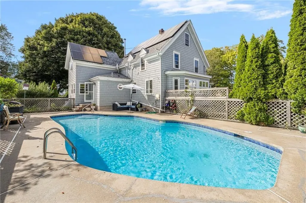 55 Park Avenue Portsmouth RI 02871