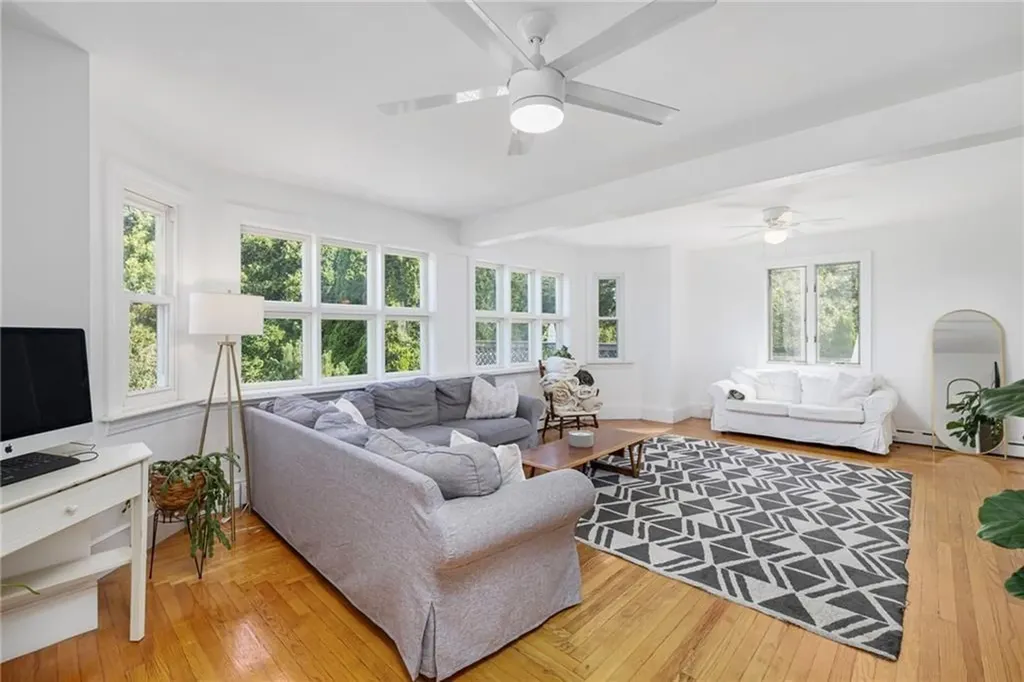 55 Park Avenue Portsmouth RI 02871