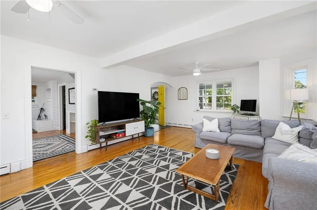 55 Park Avenue Portsmouth RI 02871