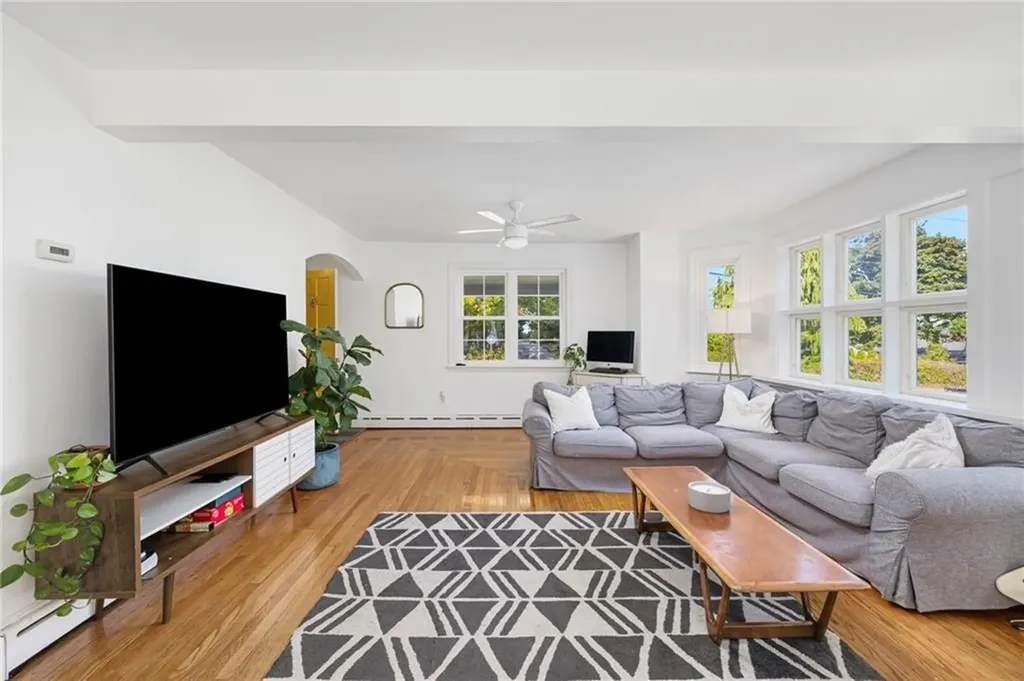 55 Park Avenue Portsmouth RI 02871