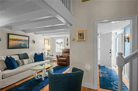 27 King Street East Greenwich RI 02818