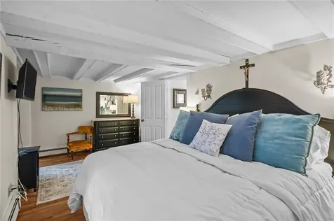 27 King Street East Greenwich RI 02818