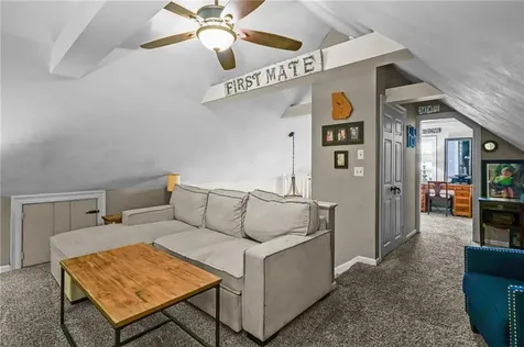 27 King Street East Greenwich RI 02818