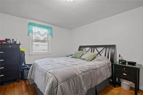 22 Nised Drive North Kingstown RI 02852