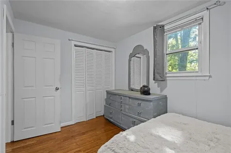 22 Nised Drive North Kingstown RI 02852